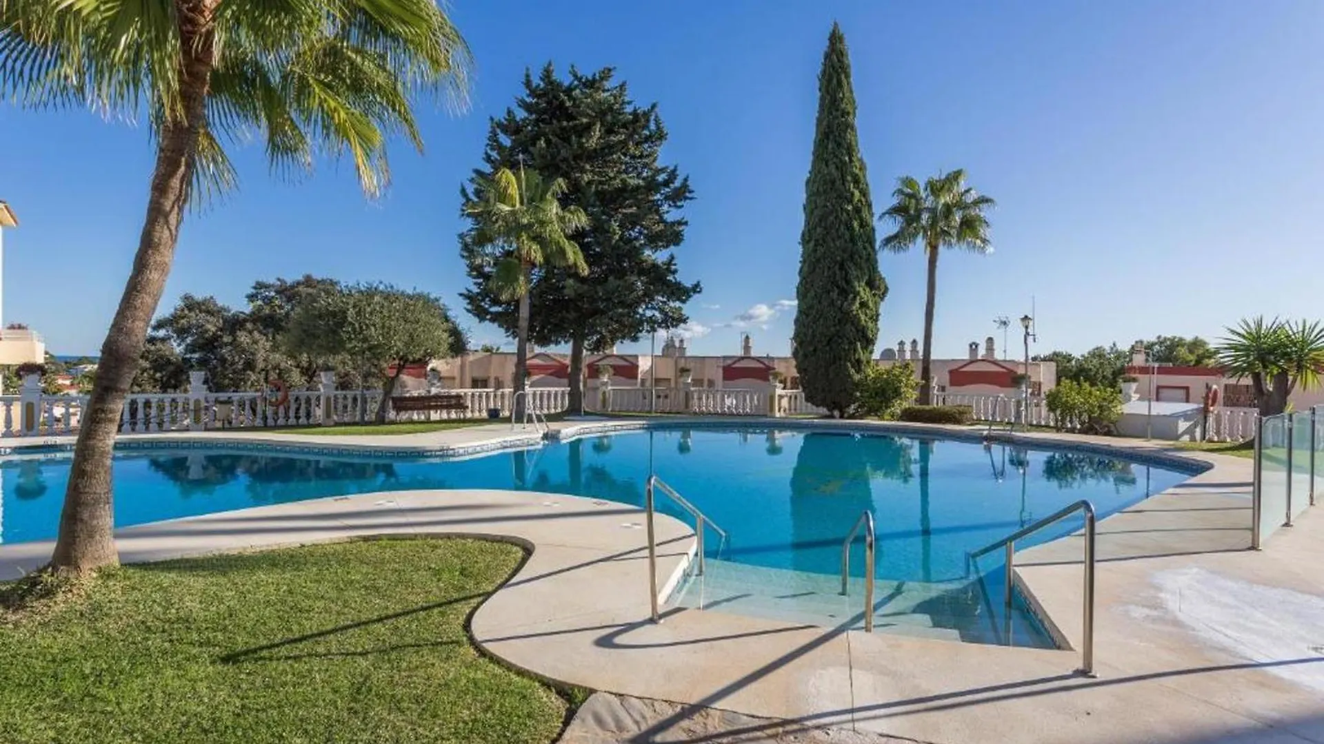 アパート Pueblo Los Olivos, Riviera Del Sol Sitio de Calahonda スペイン